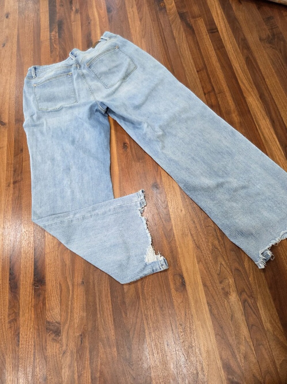 Judy Blue Light Destroy Straight Jean with Frayed Hem High Waist Size 14W - Picture 3 of 11